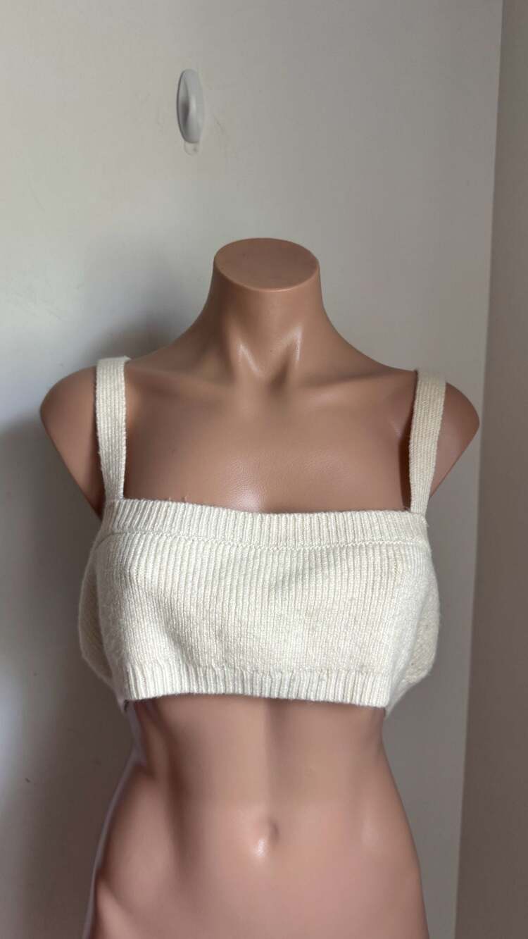 Danielle Bernstein Pull On Bra Sweater Size L Ivory Ribbed Knit Crop Top